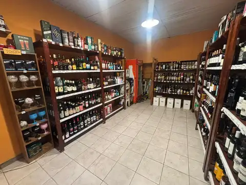 Local en Alquiler 50 años