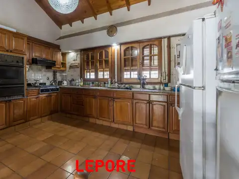 Casa 5 ambientes con 5 baños