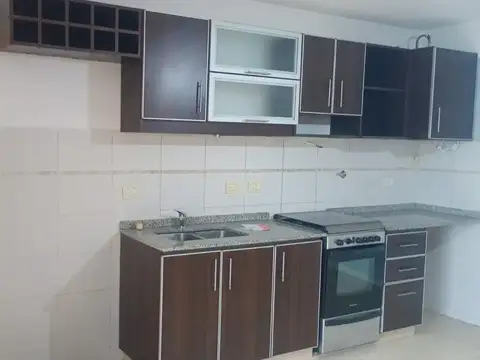 DEPARTAMENTO 2 AMBIENTESC/COCHERA OPCIONAL, ALTO PISO