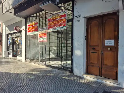 Local en Alquiler 61 años