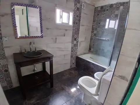 ALQUILA PH 3 AMB TERRAZA