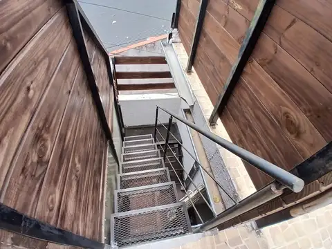 Depto Tipo Casa en Alquiler de 2 dormitorios