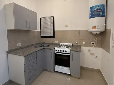 Departamento 3 ambientes con 1 baño