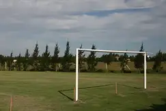 Actividades deportivas futbol, voley, tenis, hockey en el Country Club, El Rebenque