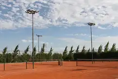 Actividades deportivas futbol, voley, tenis, hockey en El Rebenque en G.B.A. Zona Sur, Buenos Aires