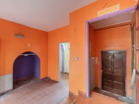 Venta Casa Lote Propio . Ideal Inversor Reforma Flipping . Apto Comercial Depósito . Caballito