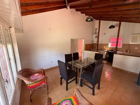 Depto Tipo Casa 4 ambientes con 2 baños