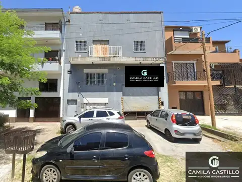 Galpón en alquiler de 570m2 en dos plantas ubicado en San Justo