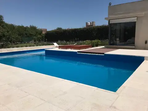 VENTA CASA 4 DOR + 2 BAÑOS + PILETA  | LAS CORZUELAS