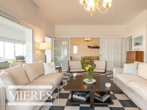 Casa 7 ambientes con 6 baños