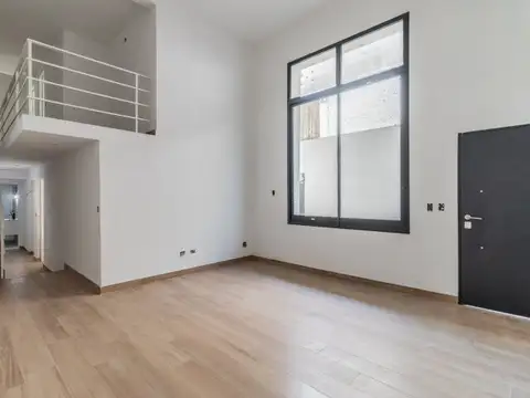 Depto Tipo Casa en Venta de 5 ambientes