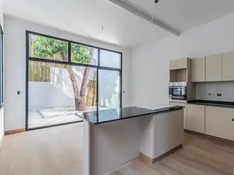 Depto Tipo Casa 5 ambientes con 2 baños