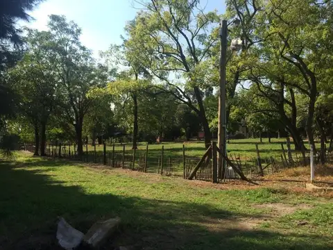 Quinta en venta - 2 Dormitorios 1 Baño - 100.000Mts2 - Florencio Varela