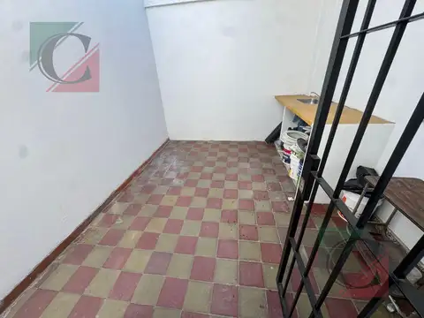 PH 2 ambientes amplio con patio 