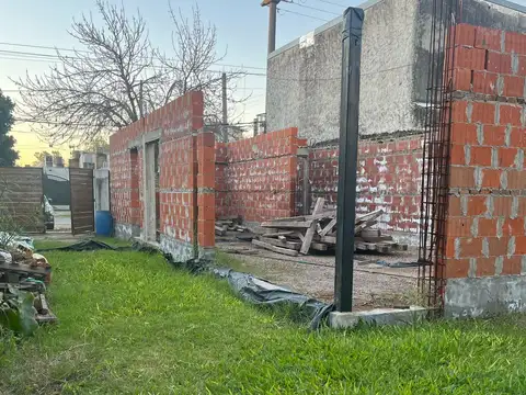 Calle 4 200