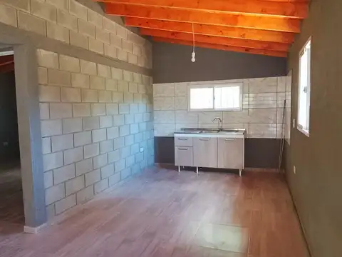 Casa a la venta en Comuna de San Roque. (C438)