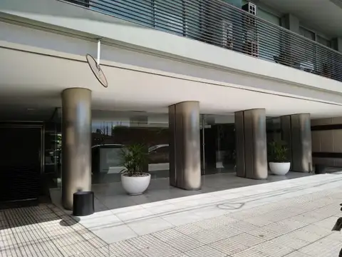 Av. del Libertador al 7700
