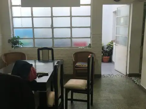 Depto Tipo Casa en Alquiler en Mataderos, $ 900.000