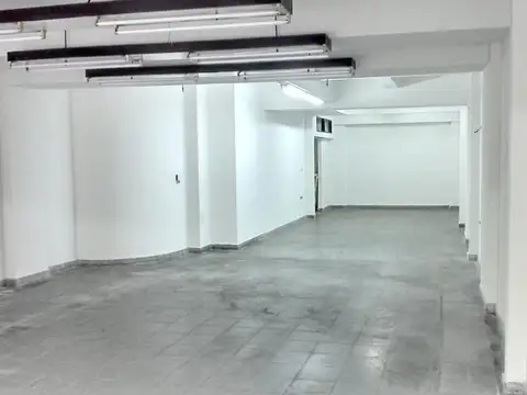 Local en Venta en Boca, USD 110.000