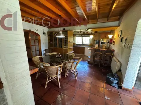 Casa en Venta con 1 cochera