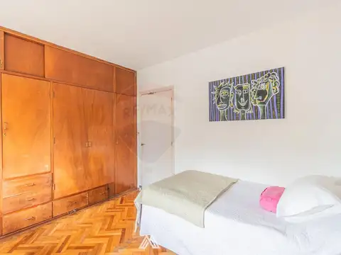 Departamento 8 ambientes con 3 baños