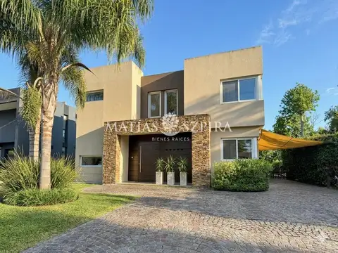 Casa en Venta en Alvarez del Bosque