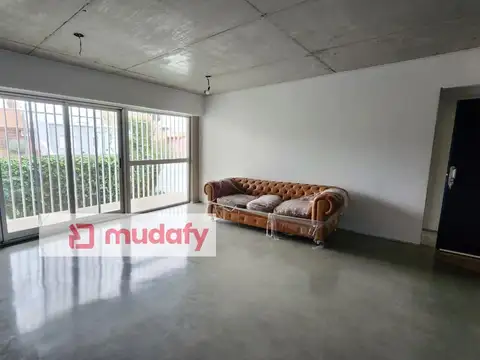 Departamento en Presidente Hipólito Yrigoyen 3000