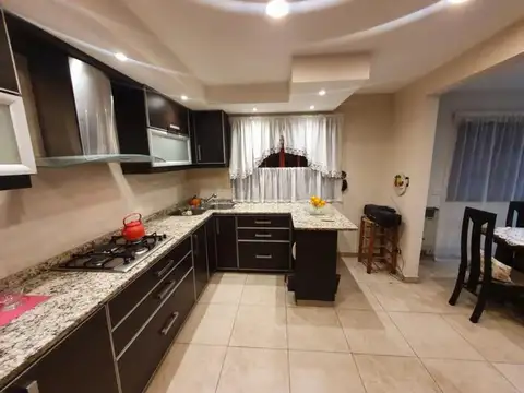 CASA 4 AMB CON GARAGE DOBLE VILLA BOSCH