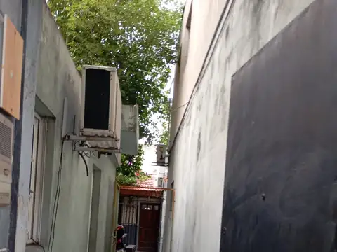 CASA DE 7 AMBIENTES MATADEROS