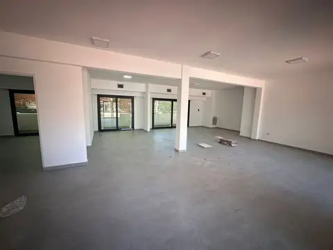 LOCAL EN ALQUILER APTO COMERCIAL/INSTITUCIONAL