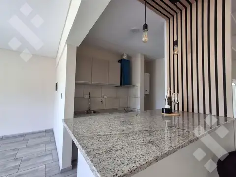 Depto Tipo Casa 3 ambientes con 1 baño