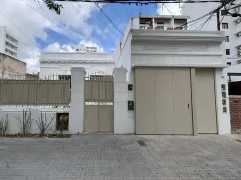 Venta de casa de 2 dormitorios en La Plata 