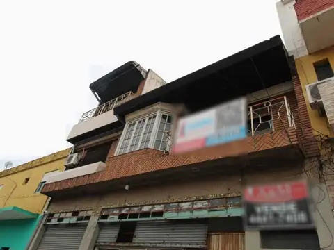 PH en Planta alta al frente de 4 amb. 