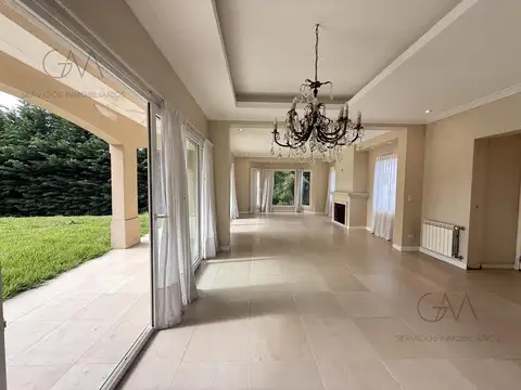 Casa en Alquiler en Arenas del Sur, USD 2.200