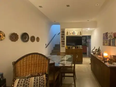 VENTA CASA DÚPLEX MORÓN APTO CRÉDITO COCHERA