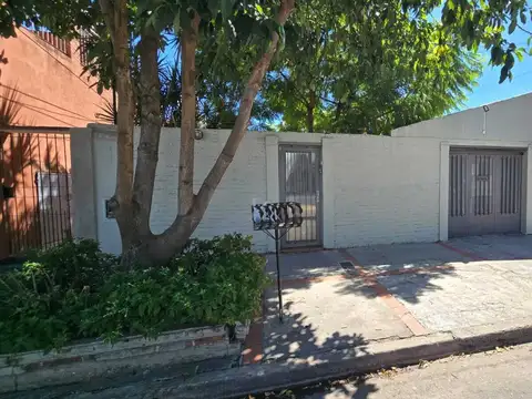 Casa 3 ambientes con cochera en Venta en Villa Libertad