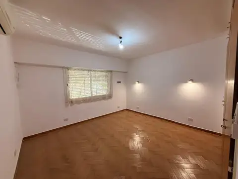 Depto Tipo Casa en Alquiler de 2 dormitorios