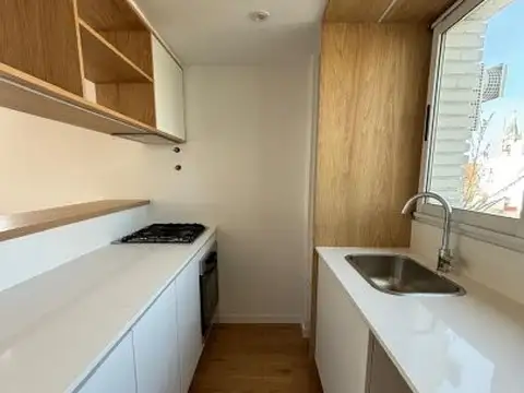 2400 , Piso 2