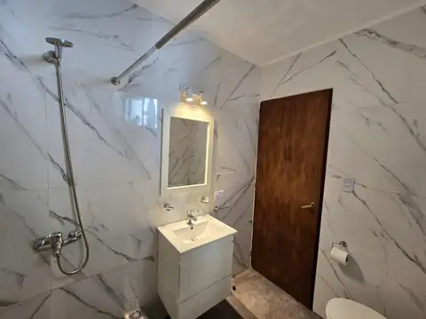 Depto Tipo Casa en Venta en Colegiales, USD 85.000