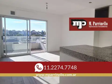 Moderno y Funcional, 2 Ambientes con Balcón y Cochera Incluida- En Venta