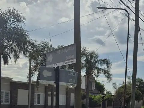 Oportunidad de Inversión: 4 Lotes con Escritura en Barrio San Cayetano  Oliva