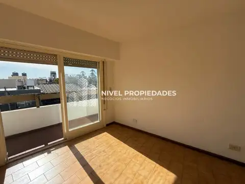 3 AMB AL FRENTE CON BALCON - RAMOS MEJIA