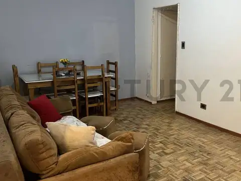 AV ELCANO 2900, Piso 0