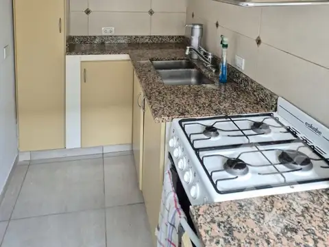 Departamento en Alquiler con 1 cocheras