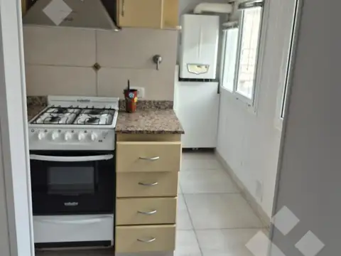 Departamento 6 ambientes con 1 baño