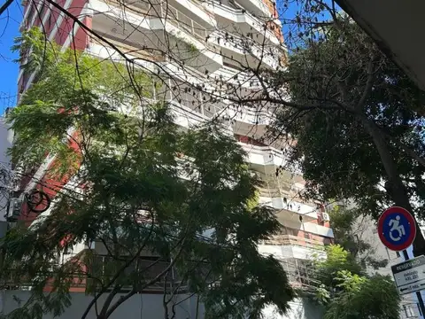 Juan M Gutierrez 2600