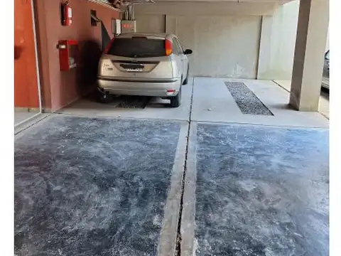 COCHERA FIJA CUBIERTA