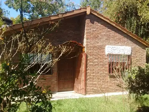 Casa de 2 dorm. en Arroyo Seco, Playa Hermosa 2 terrenos