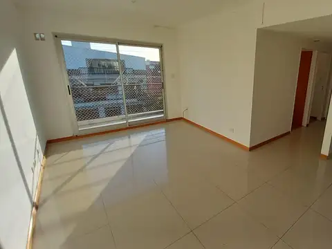 Departamento 3amb al frente  