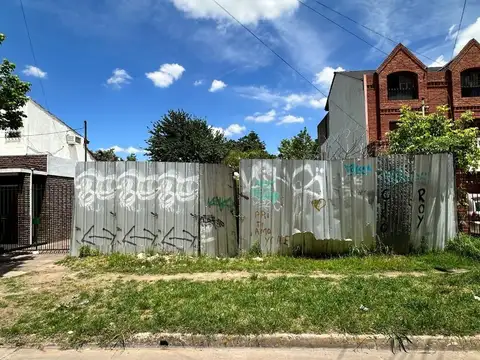 VENTA LOTE MERLO CENTRO